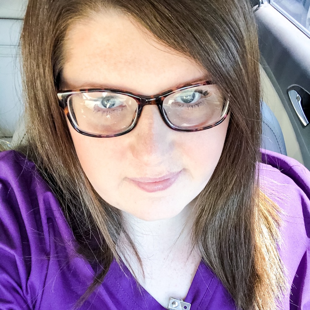 Meet your Posher, Latecia